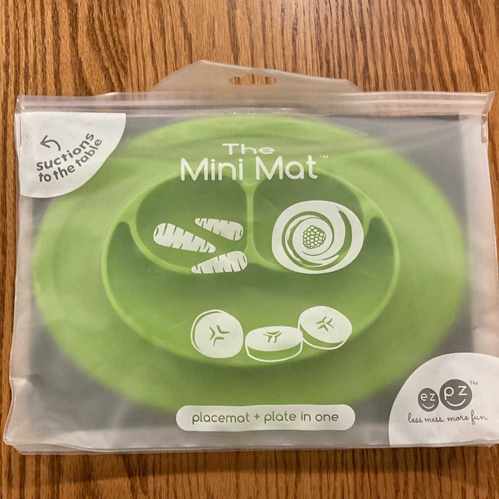 Ezpz Green Mini Mat Placemat and Plate